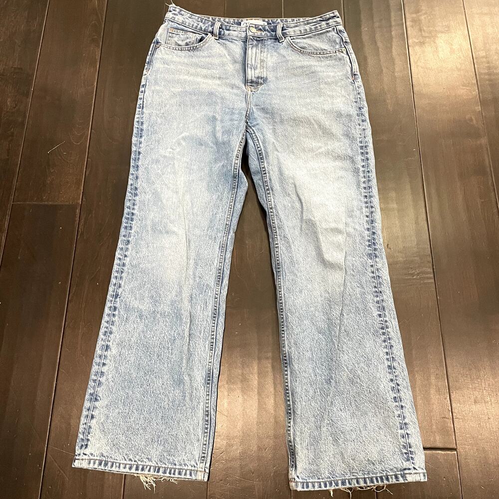 Zara High Rise Wide Leg Jeans Light Wash Distressed Women's Size 12